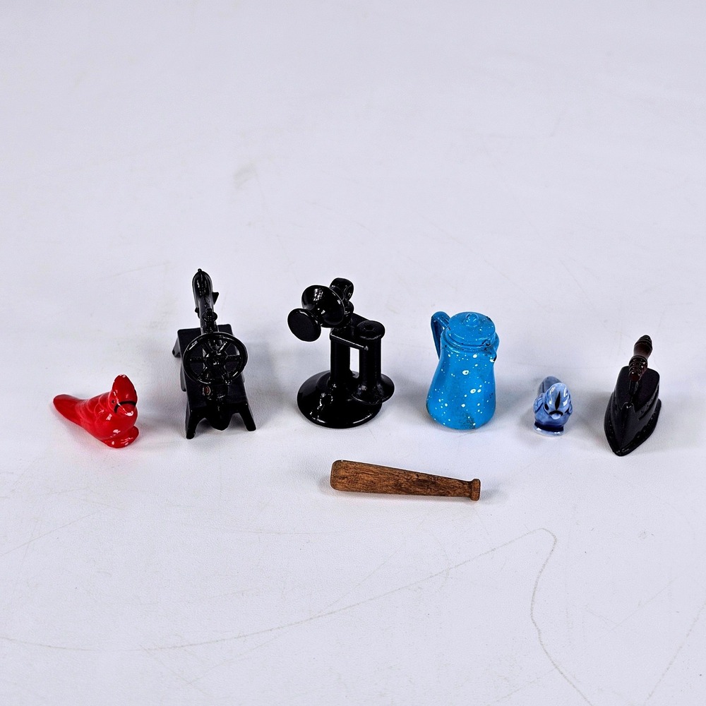 Vintage Miniature Lot Singer Sewing Machine Telephone Coffee Pot Bird Figurines